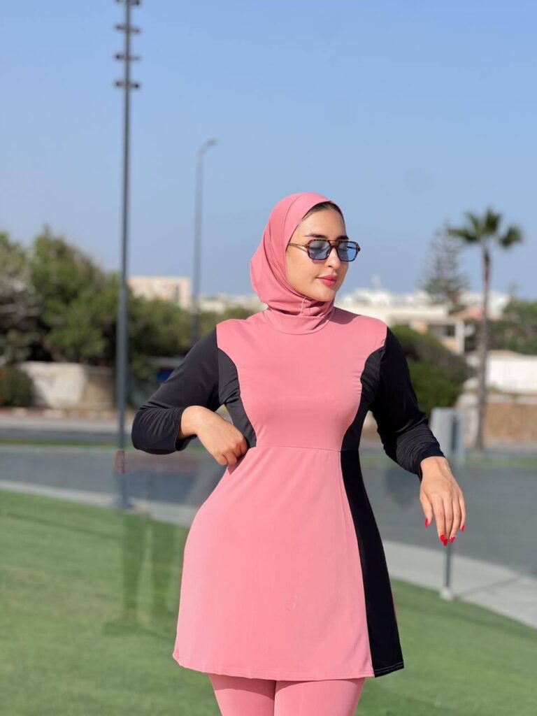 بوركيني طويل محتشم 3 قطع باللون الوردي – صورة إضافية