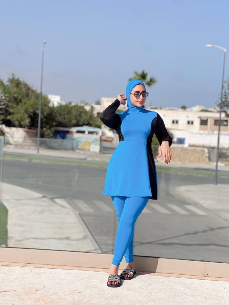 بوركيني طويل محتشم 3 قطع باللون الأزرق السماوي – Dar L’Amira